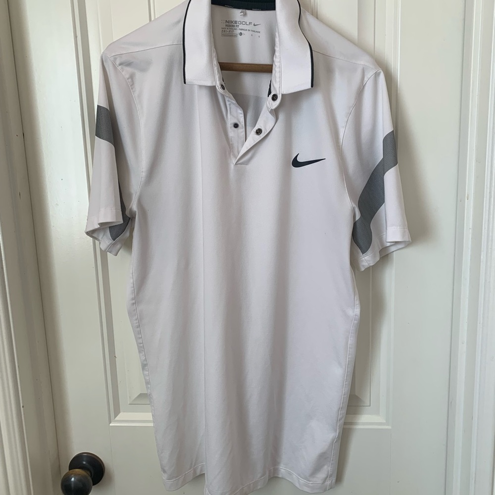 Men’s Nike golf shirt size L